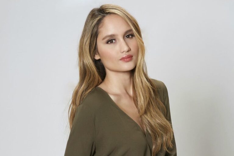 Membangun Hidup Minimalis Ala Cinta Laura