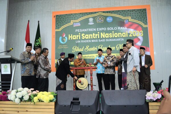 Ekspo Kampus Peringatan Hari Santri