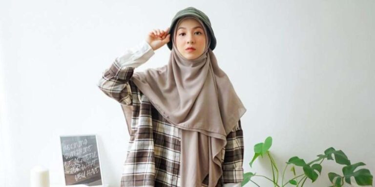 Tren Fesyen ala Natasya Rizky