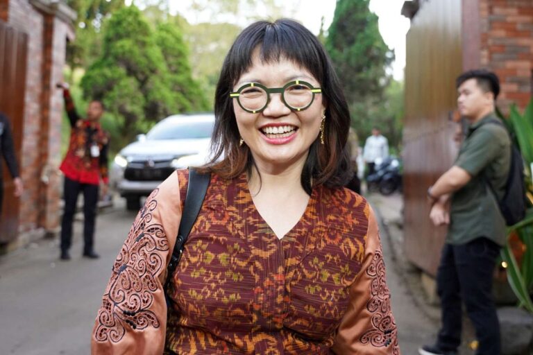 Stella Cristie dan Gagasan Digitalisasi