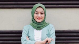 Dinda Hauw