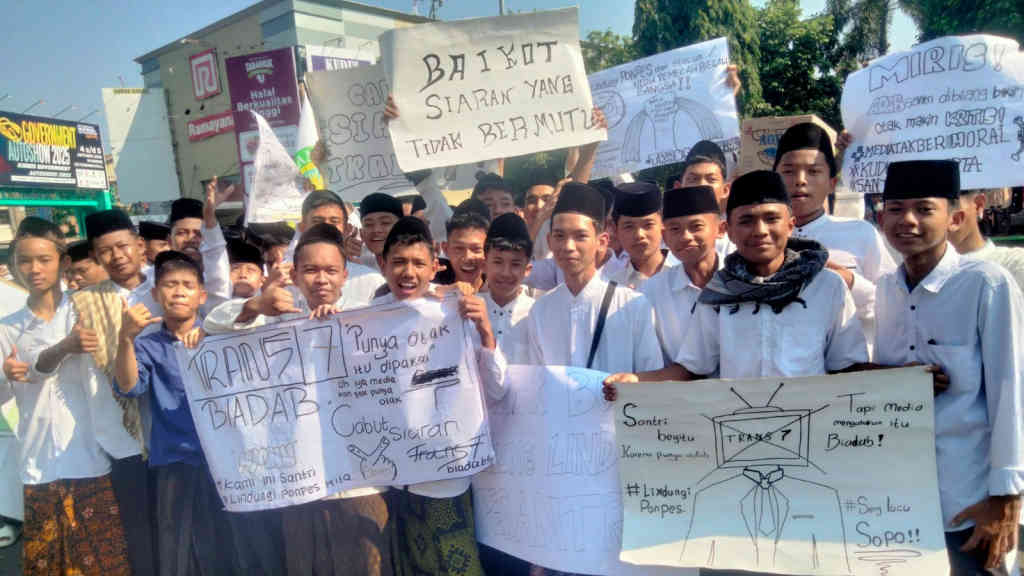 Pesantren Demo